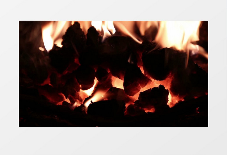 熊熊燃烧的火焰实拍视频素材