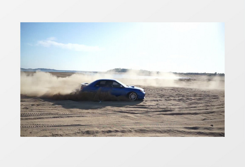 越野车在沙地上漂移实拍视频素材