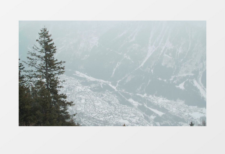 冬天阿尔卑斯山脉降雪实拍视频素材