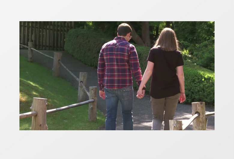 安静悠闲公园情侣实拍视频素材