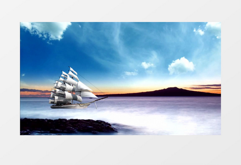 霞光满天帆船在碧波荡漾的海面上航行背景视频