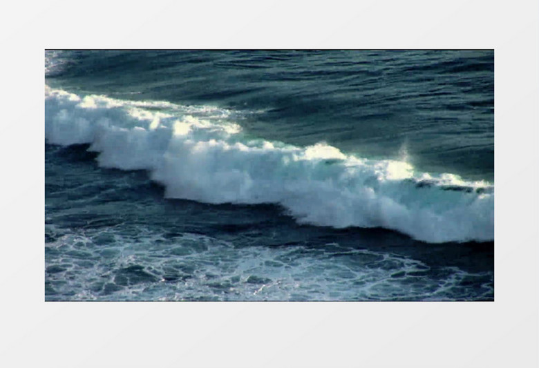 海浪拍打岸边实拍视频 