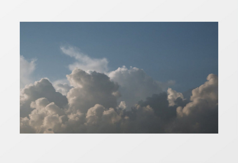 云海翻滚的蓝天背景视频素材